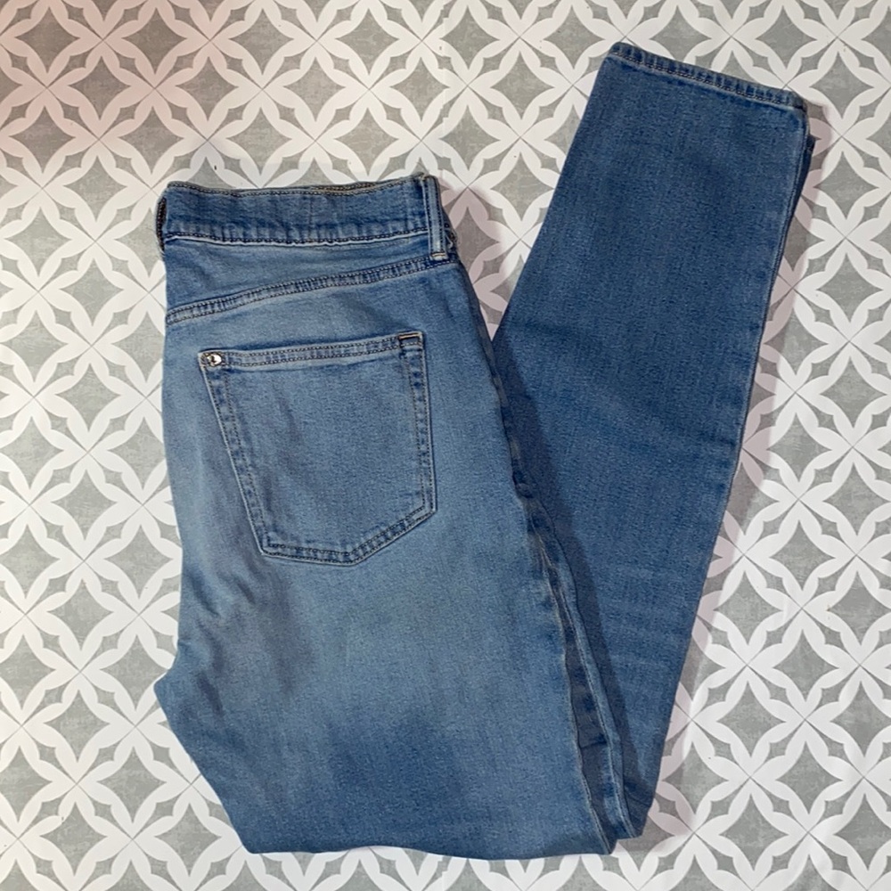 Skinny Blue Jeans